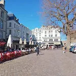 La Mer Et Porte Saint Vincent
